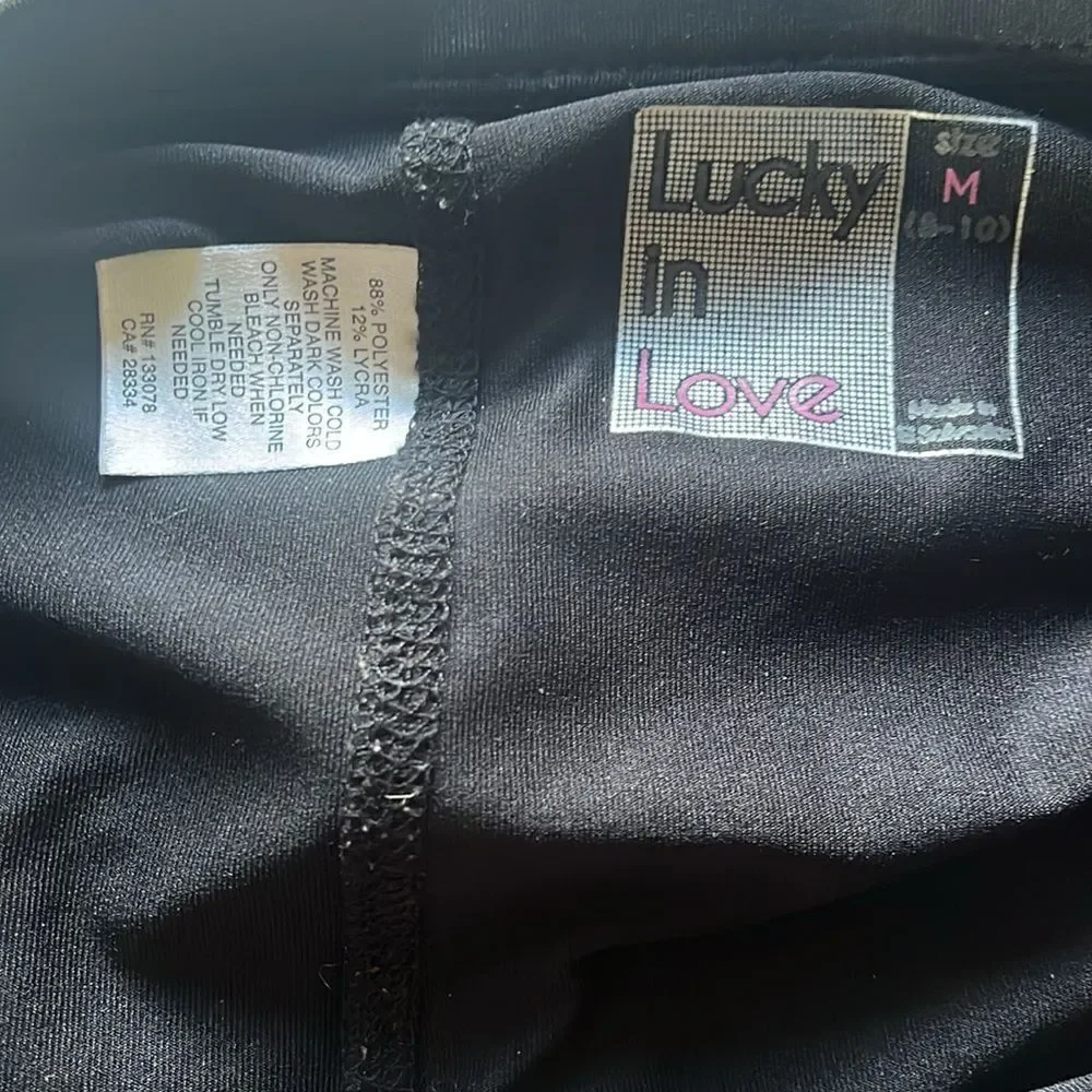 EXCELLENT CONDITION WOMEN’S MEDIUM LUCKY IN LOVE BLACK FLOUNCE PULL-ON SHORTS